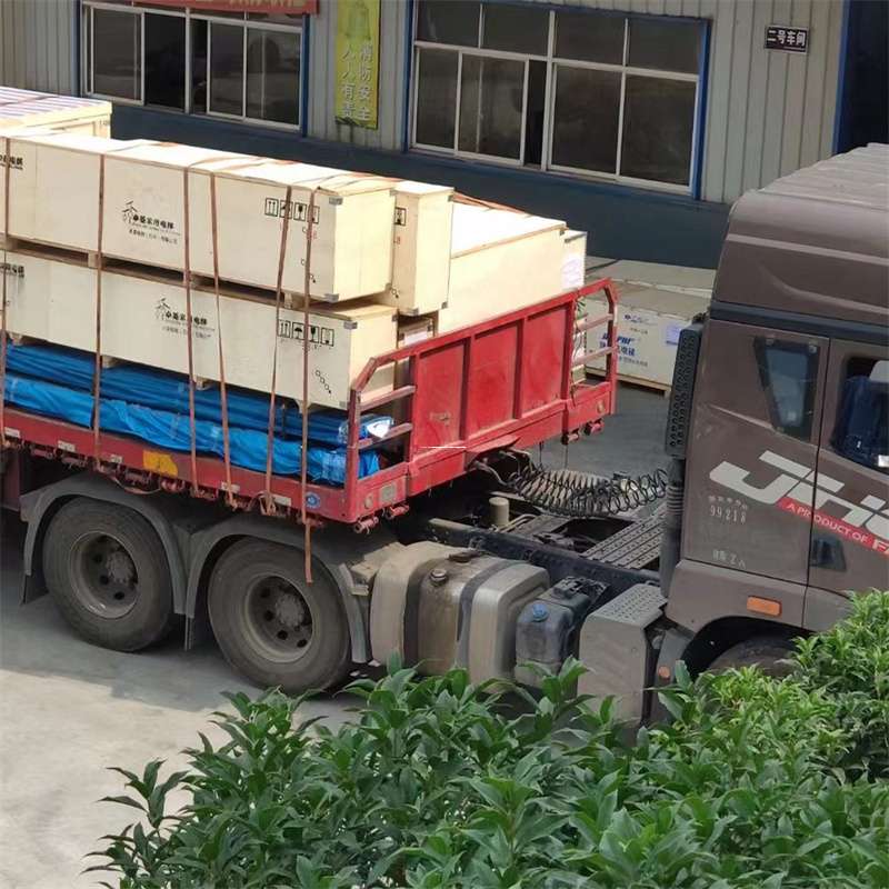 曲靖至新疆阿勒泰福海县物流专线，一站式服务，让您的货物畅行无忧